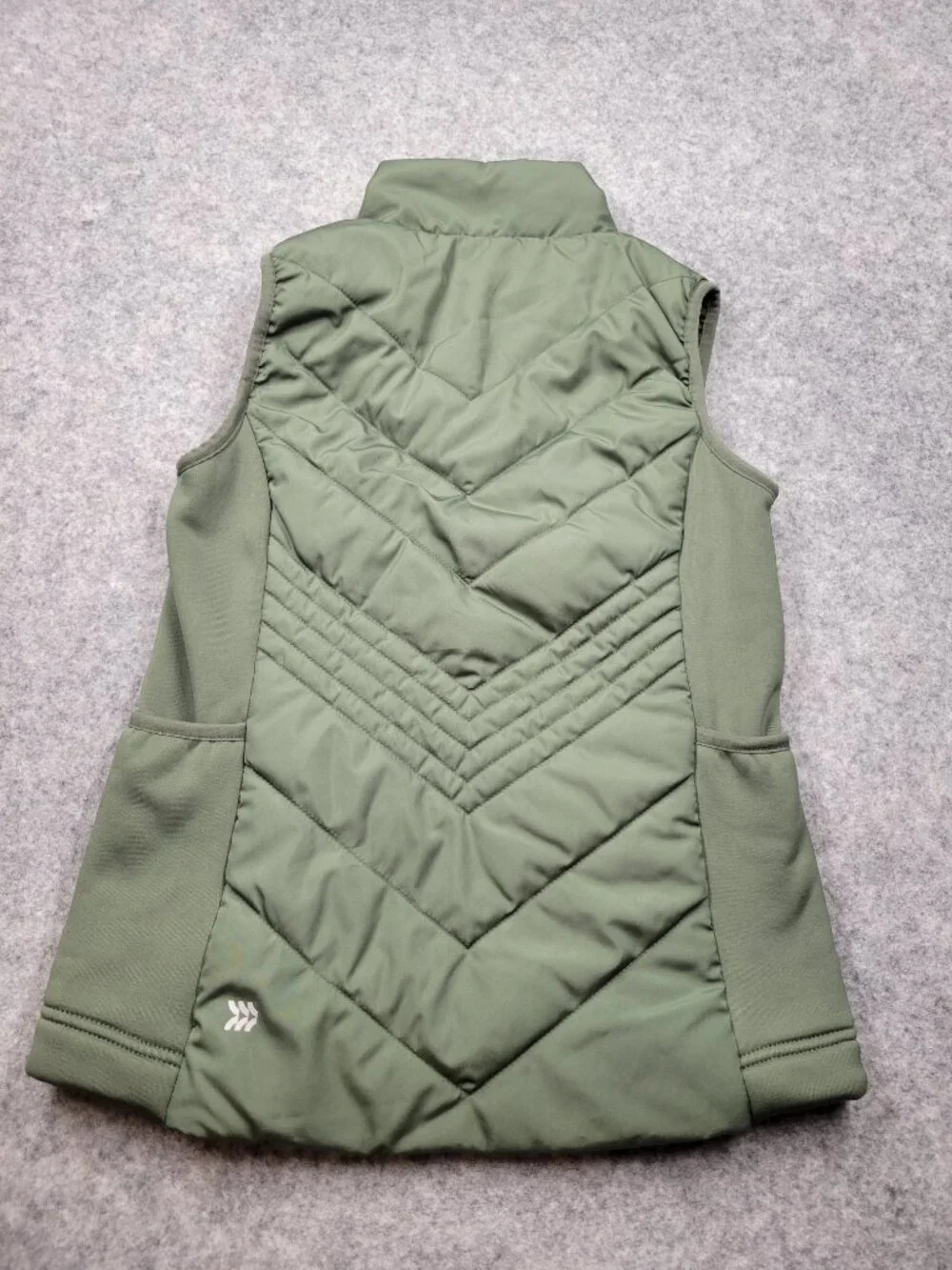 all in motion girls vest